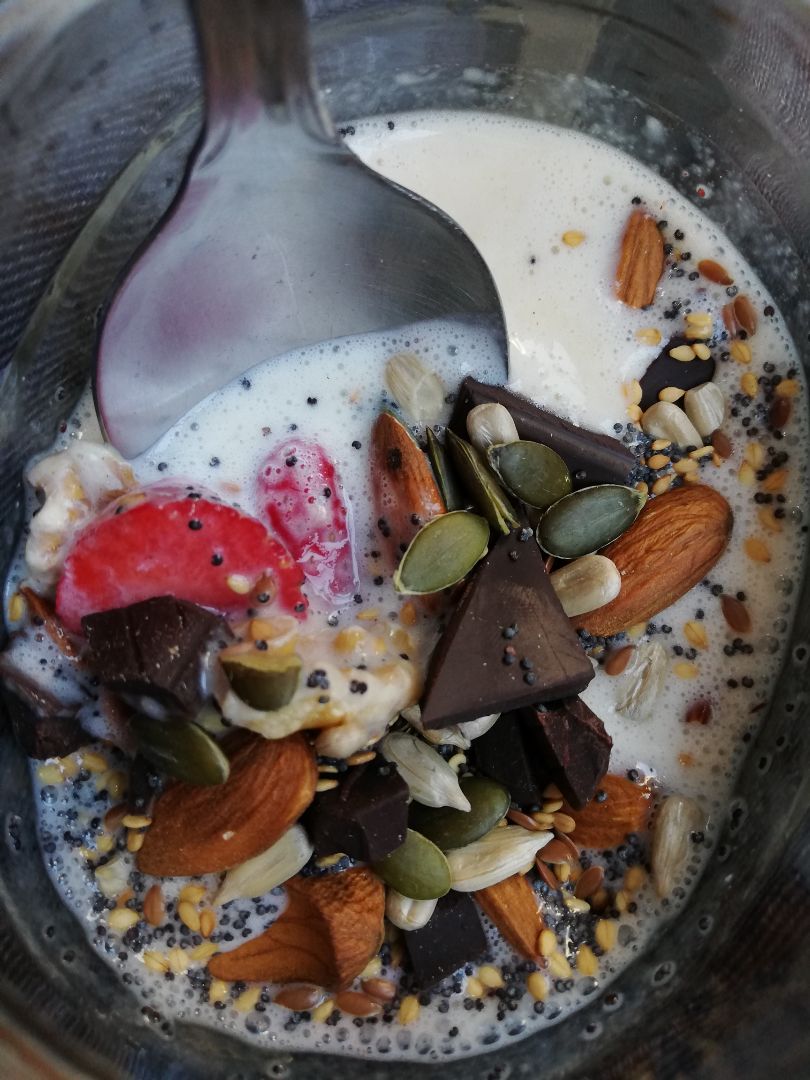 Kefir de platano con frutos