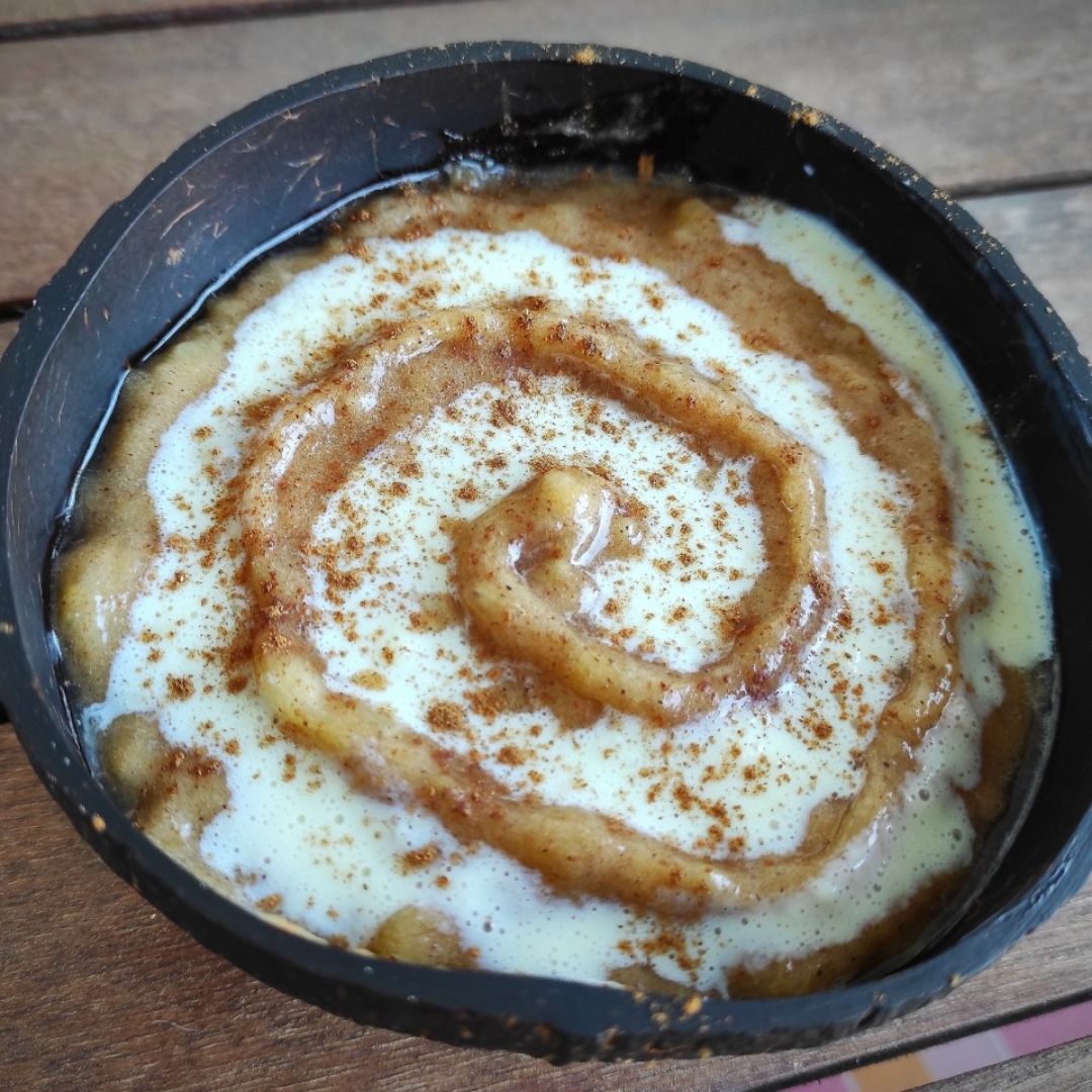 Cinnamon roll porridge Cinnamon roll porridge
