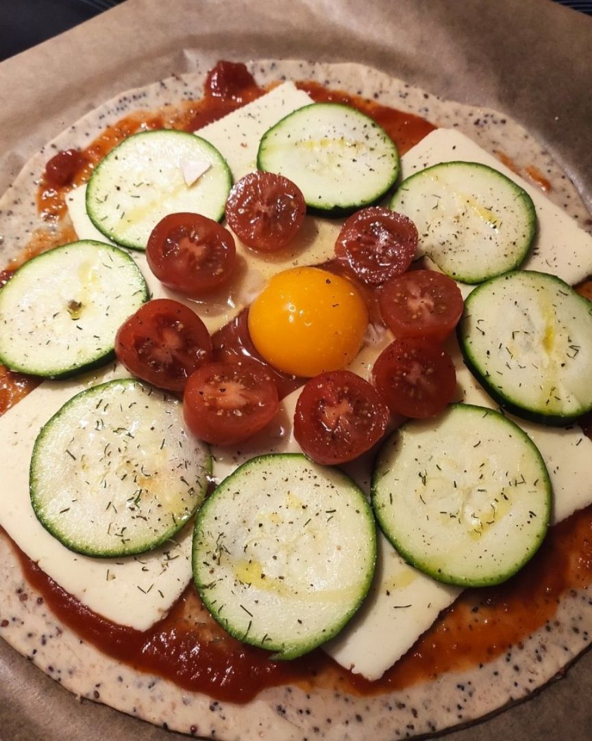 Pizza Casera de calabacín y huevo Pizza Casera de calabacín y huevo