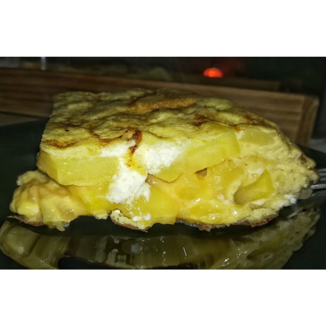 Tortilla de patatas y queso de cabra Tortilla de patatas y queso de cabra