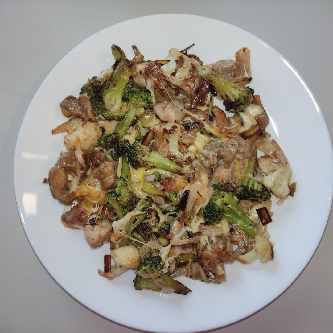 Gratinado de brócoli, coliflor y pollo Gratinado de brócoli, coliflor y pollo