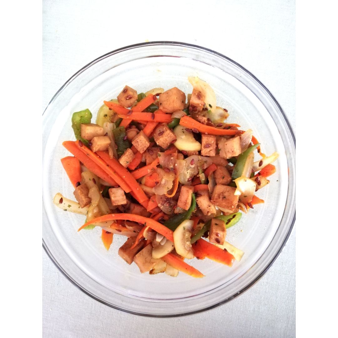 TOFU MARINADO CON VERDURAS ESTILO WOK 🥢 TOFU MARINADO CON VERDURAS ESTILO WOK 🥢