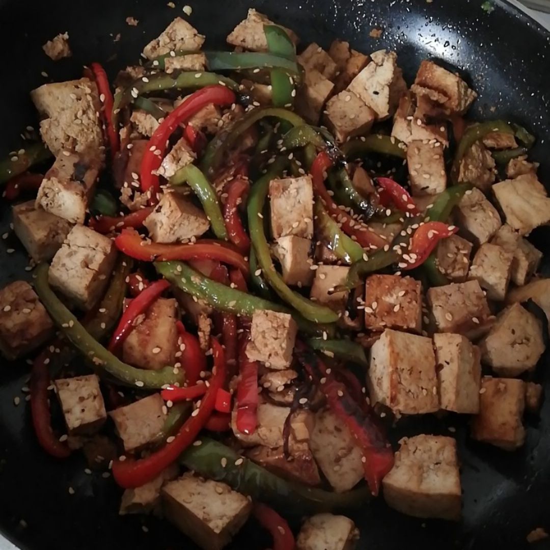 Tofu con verduras Tofu con verduras