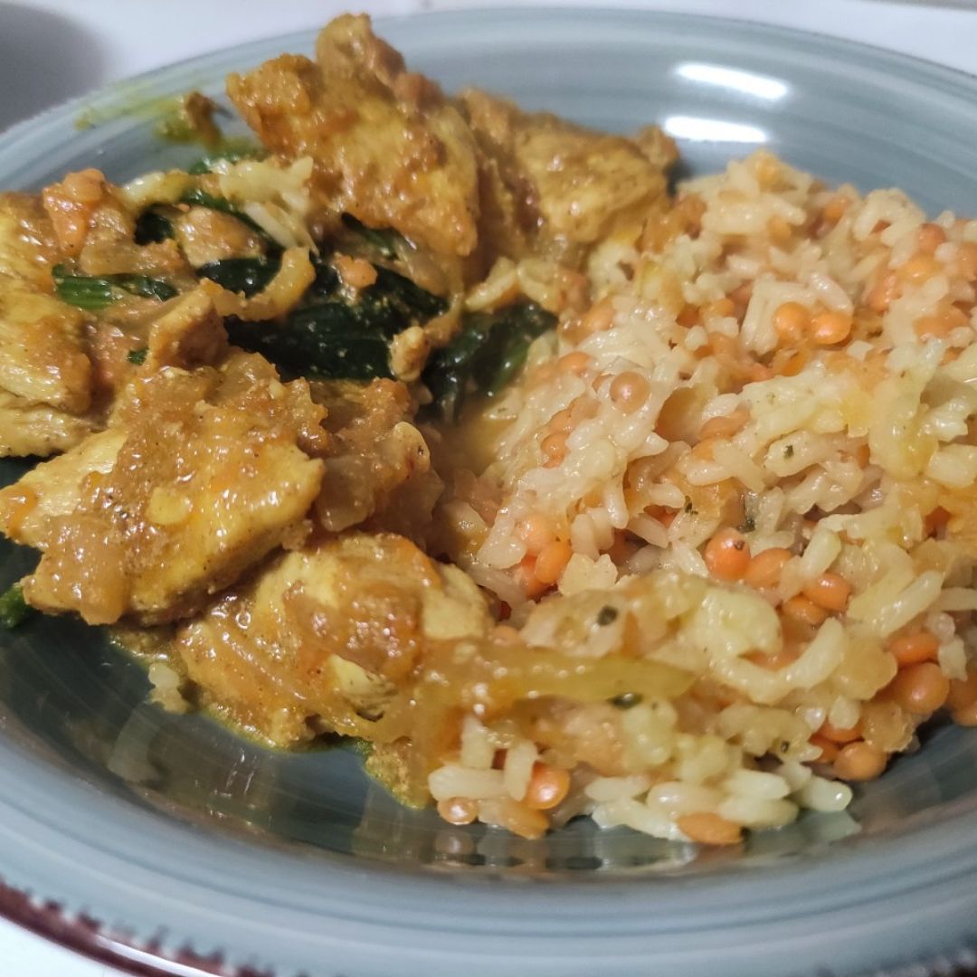 ** POLLO AL CURRY THAI CON LENTEJAS ROJAS** ** POLLO AL CURRY THAI CON LENTEJAS ROJAS**