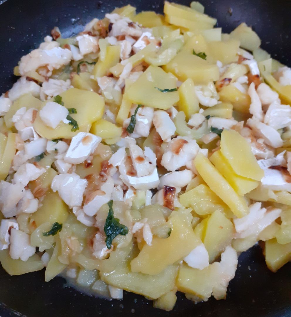 Bacalao revuelto con patata y calabacín Paso 2 Bacalao revuelto con patata y calabacín Paso 2
