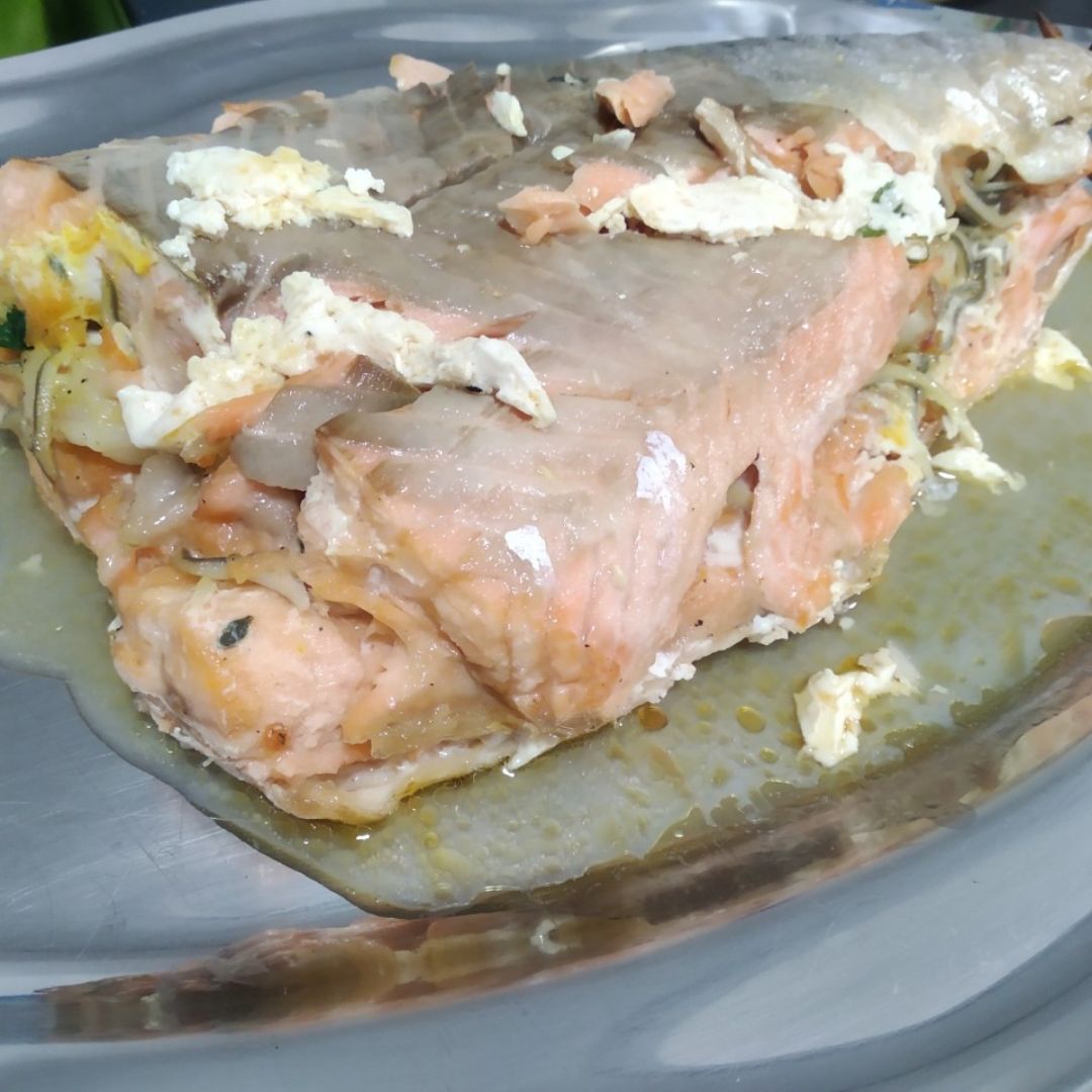 Salmon relleno de gambas