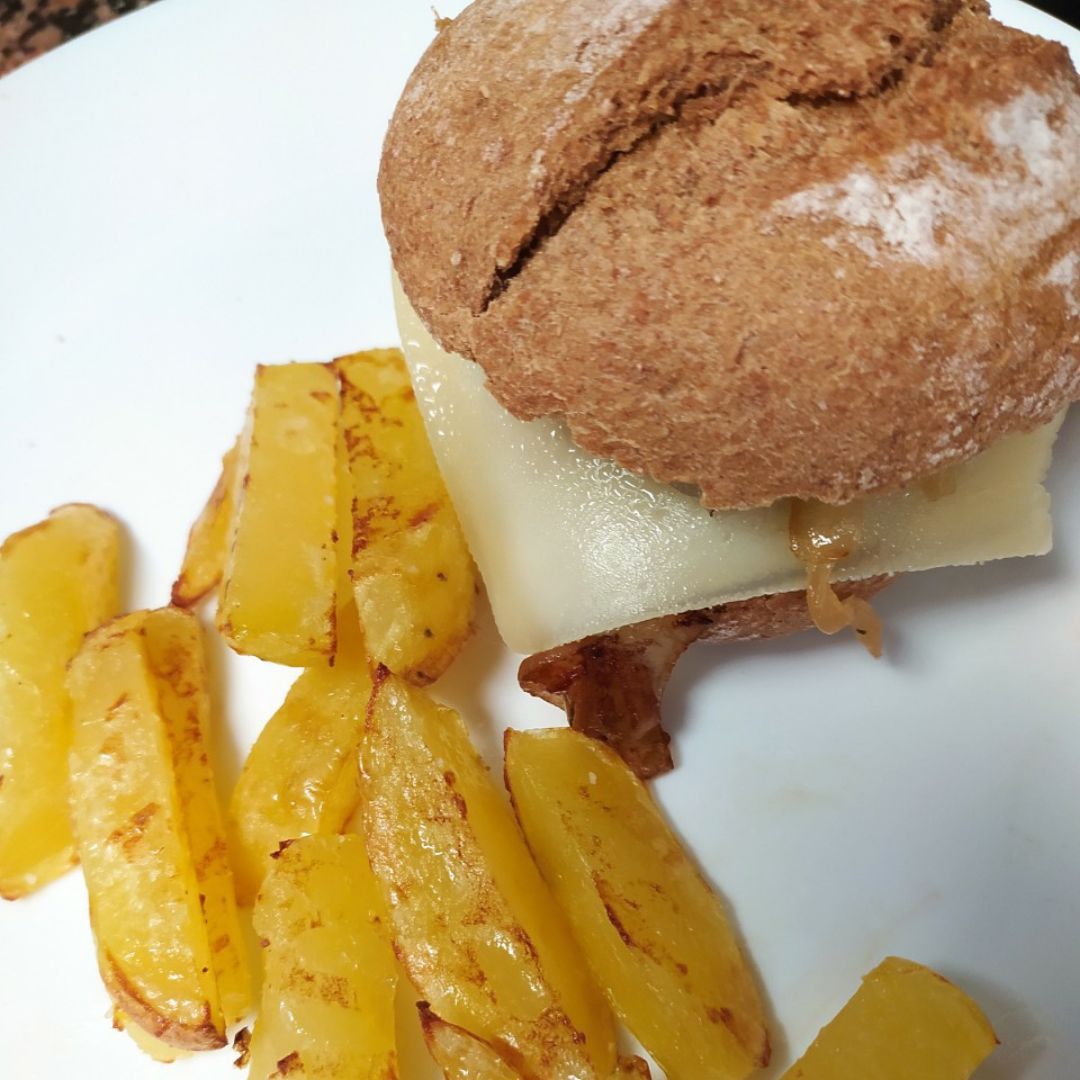 Hamburguesa con patatas Hamburguesa con patatas