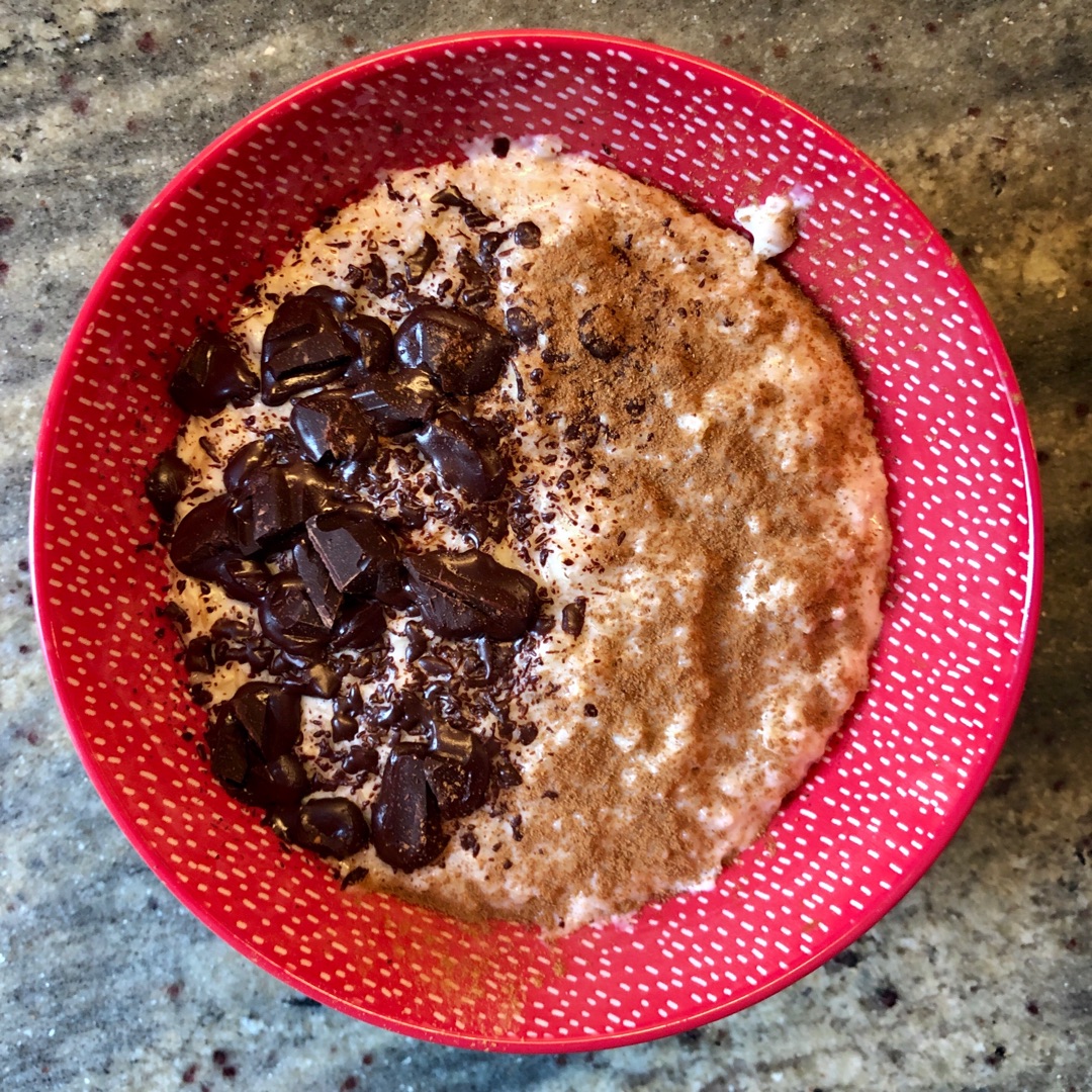 Porridge con chocolate negro y canela