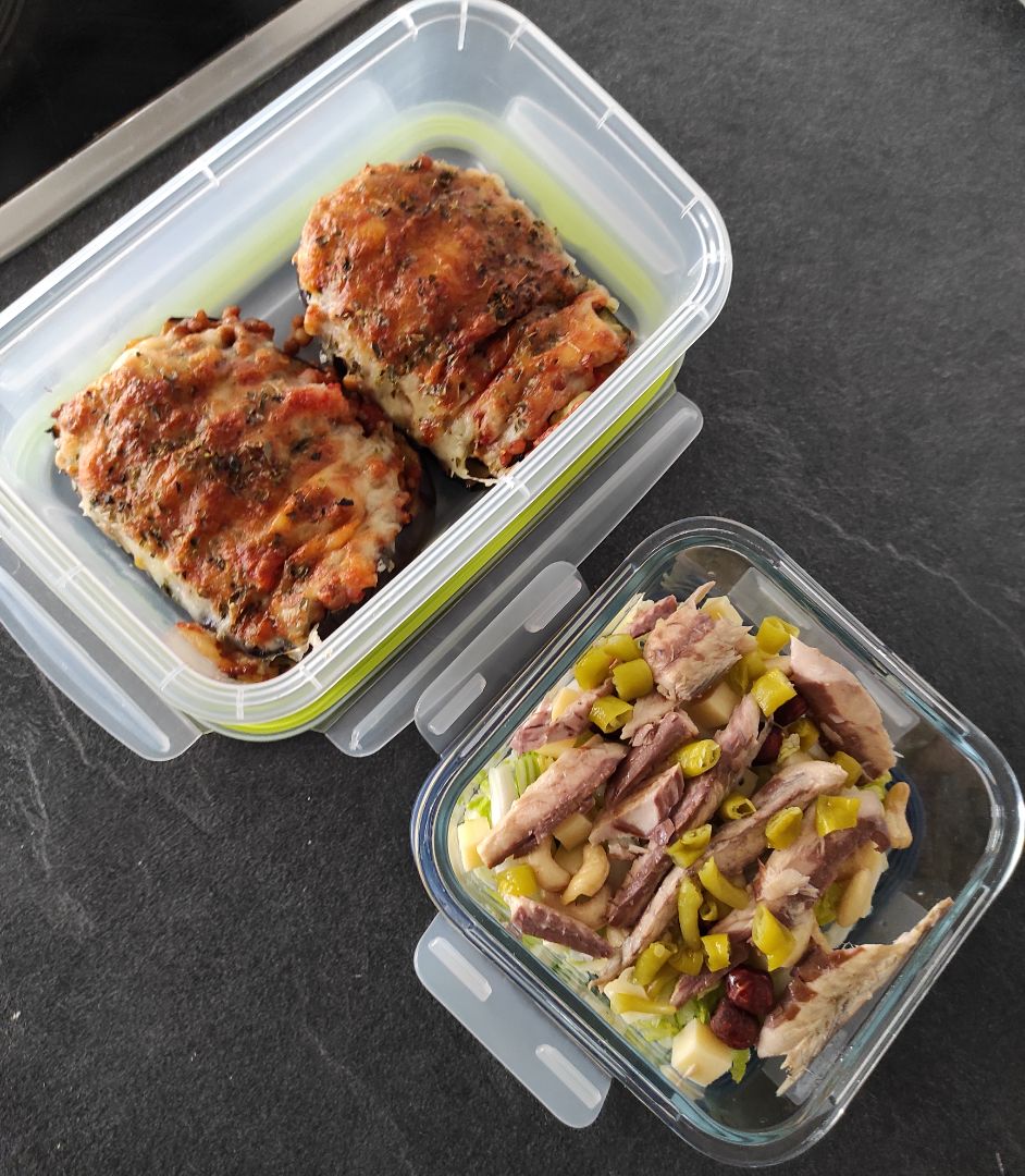 Berenjenas rellenas de lentejas + ensalada Berenjenas rellenas de lentejas + ensalada