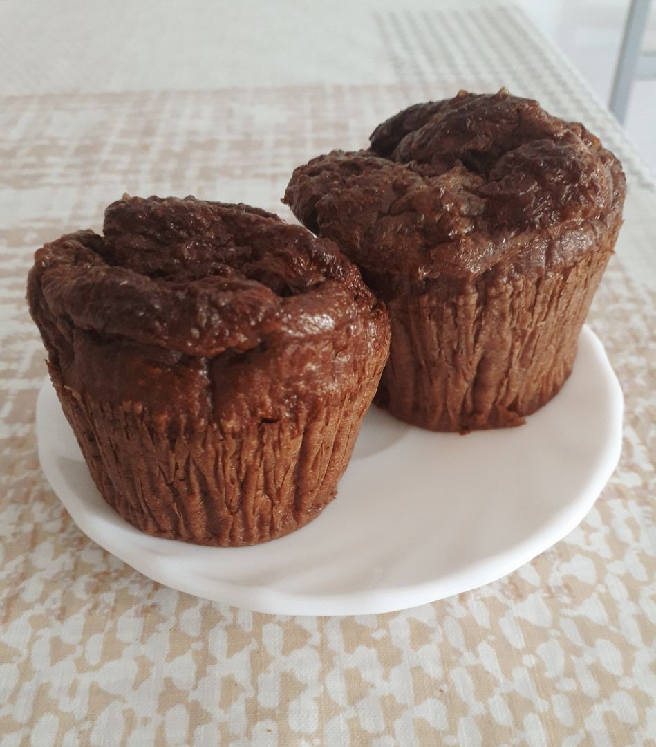 Muffins de pera y cacao puro