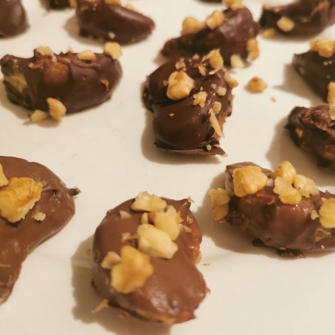 Bombones de mandarina y nueces Bombones de mandarina y nueces
