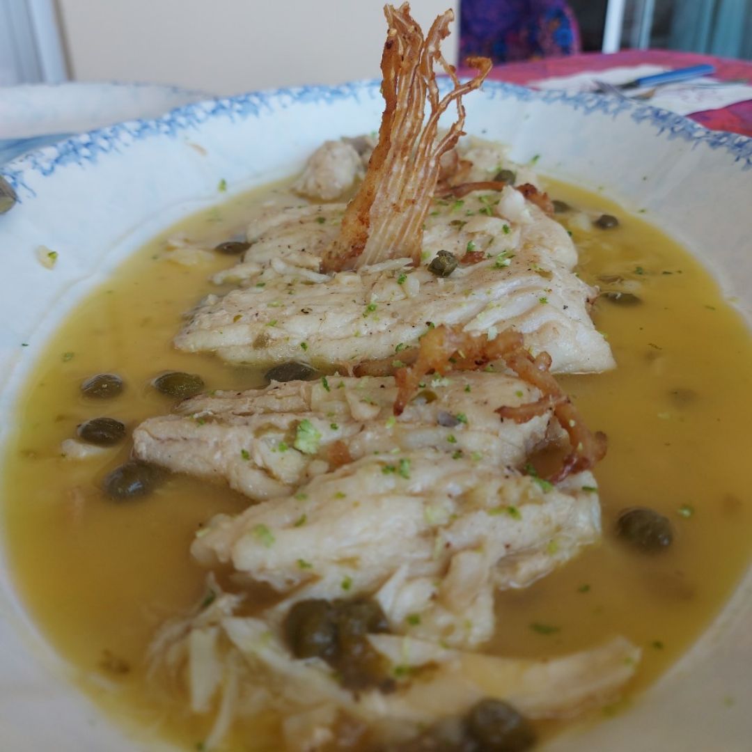 🐟🫒RAYA CON SALSA DE MANTEQUILLA Y ALCAPARRAS🫒🐟