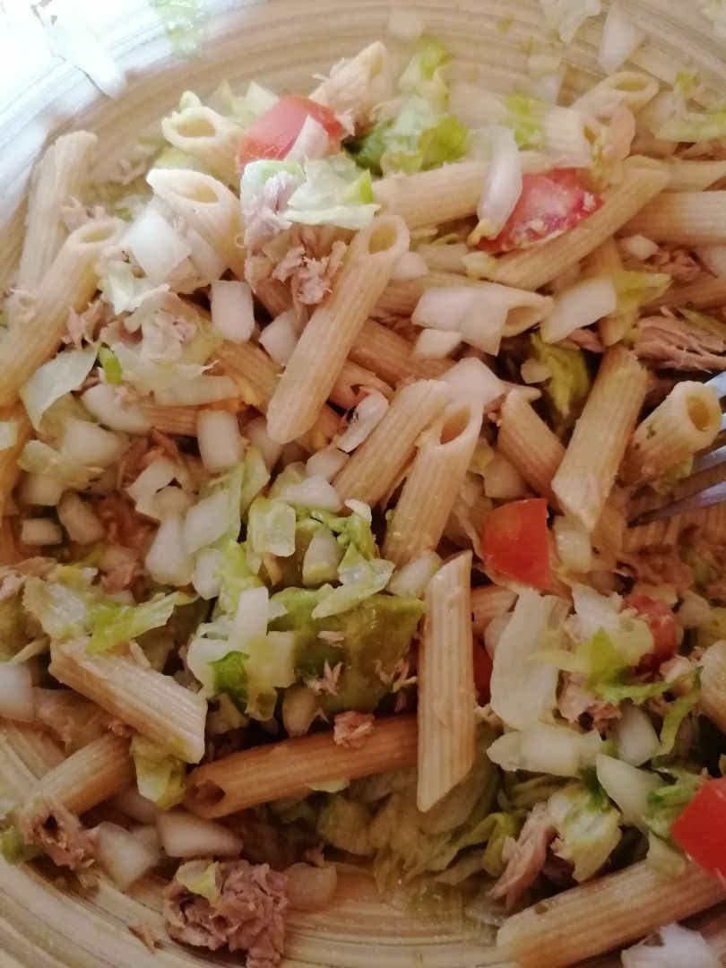 Ensalada de pasta integral Ensalada de pasta integral