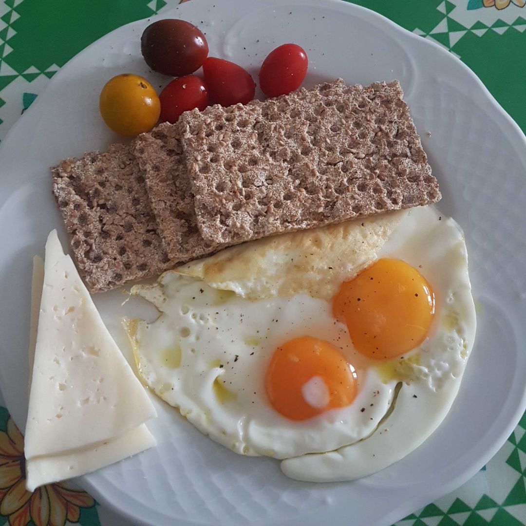 tostadas con huevo tostadas con huevo