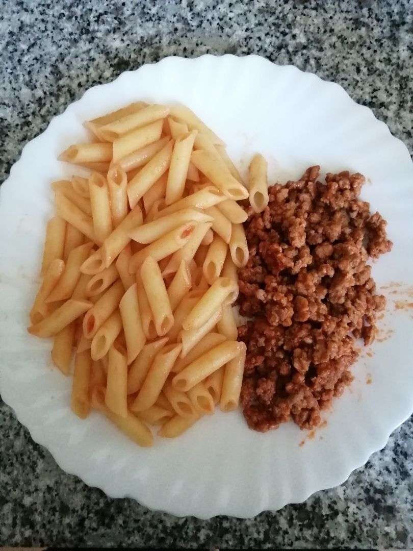 Macarrones con carne picada Macarrones con carne picada
