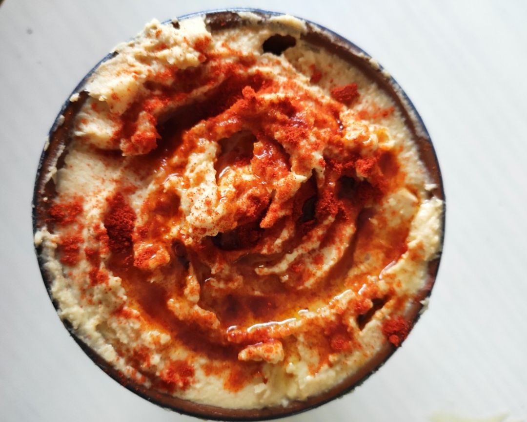 Hummus de garbanzos con cruditees Hummus de garbanzos con cruditees