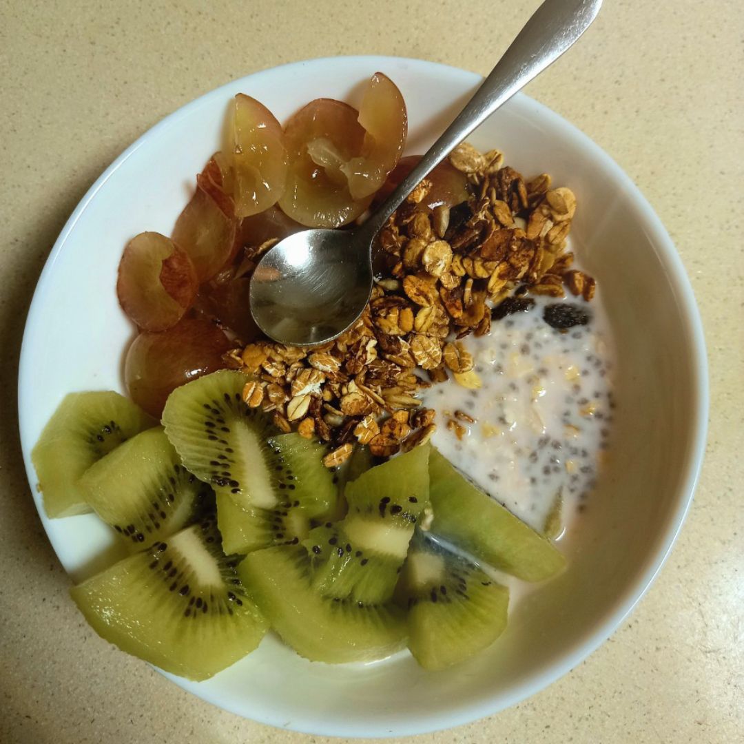 Porridge de avena y frutas 🥣 Porridge de avena y frutas 🥣