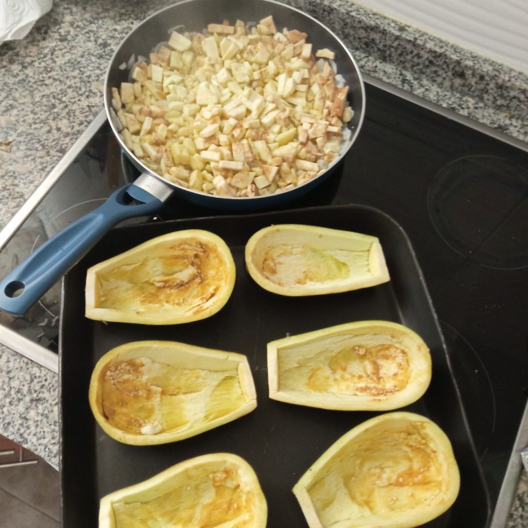 Berenjenas rellenas de carne Paso 0 Berenjenas rellenas de carne Paso 0