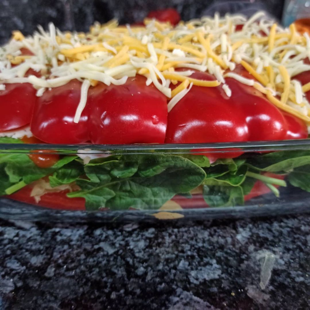 Lasaña de pimientos, queso, espinacas y pollo Paso 5