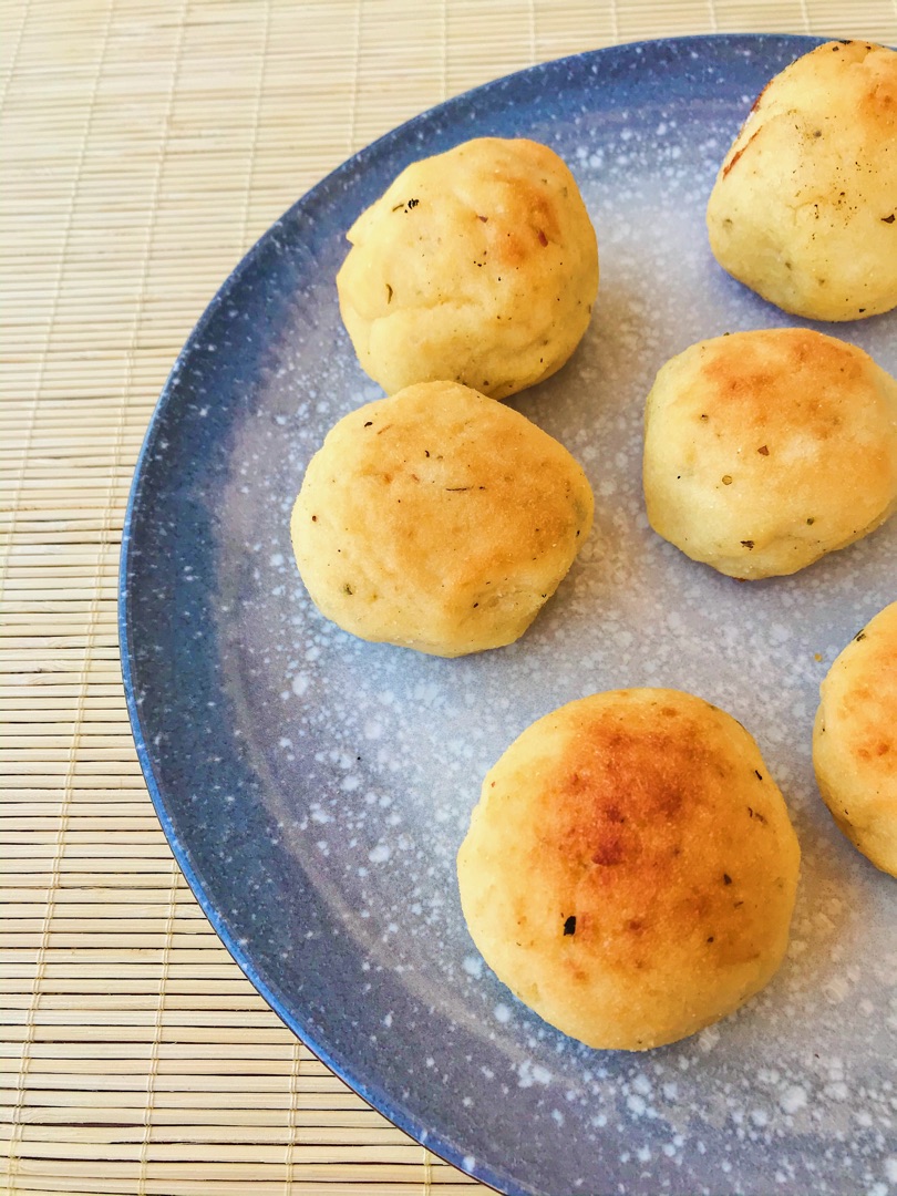 Bolitas de queso.