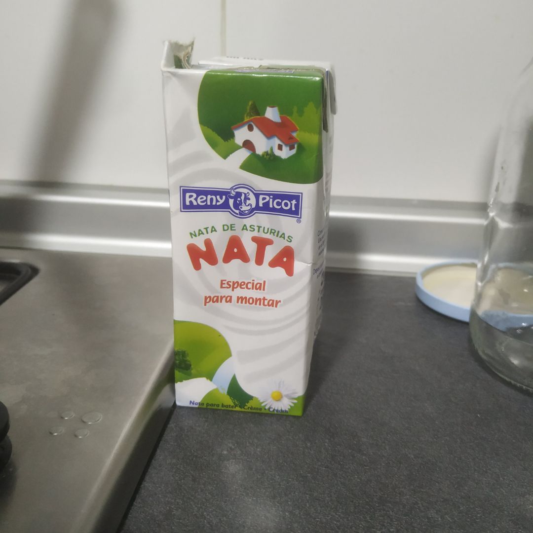 Yogurt griego sin yogurtera.Step 0