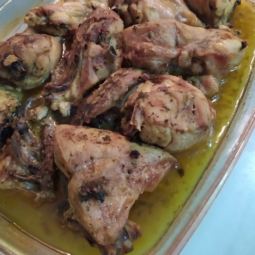 Pollo al horno, con o sin papas, aquí al gusto🤷♀️ Paso 2 Pollo al horno, con o sin papas, aquí al gusto🤷♀️ Paso 2