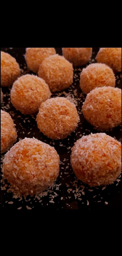 Panellets de Zanahoria y Coco Panellets de Zanahoria y Coco