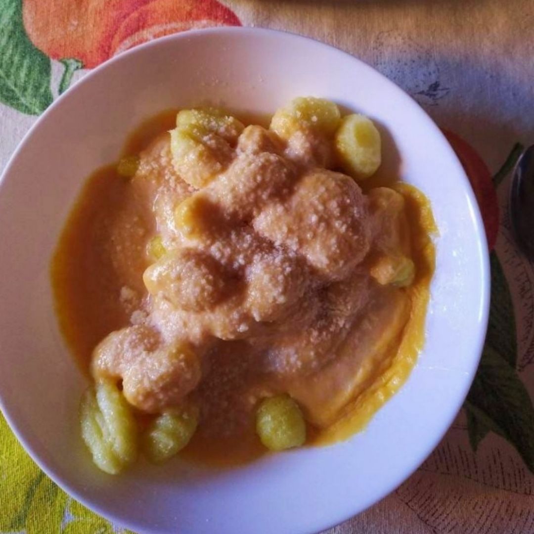 Gnocchi con salsa de calabaza