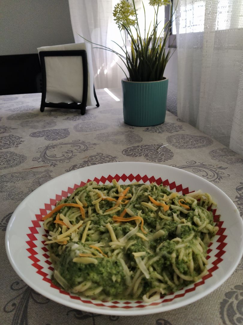 Espaguetis con crema de espinacas🥬🍝 Espaguetis con crema de espinacas🥬🍝