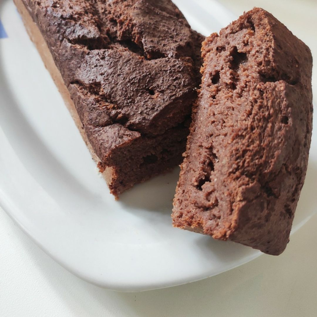 Bizcocho de chocolate y platano Bizcocho de chocolate y platano