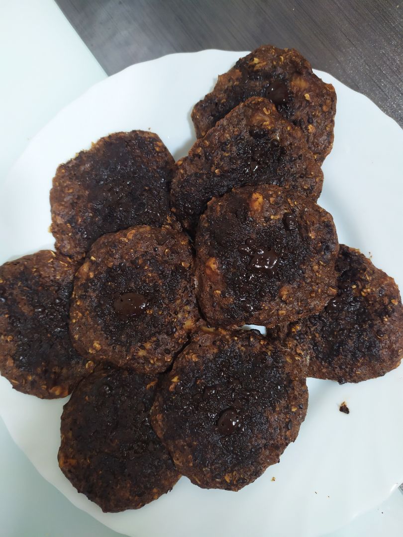 Galletas de chocolate, avena y plátano Galletas de chocolate, avena y plátano