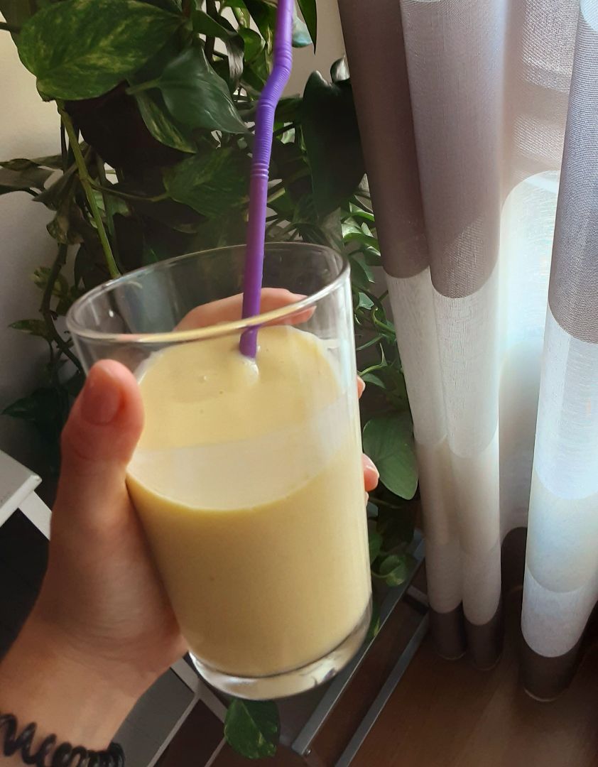 Smoothie de piña y mango proteico 🍍🥭 Smoothie de piña y mango proteico 🍍🥭