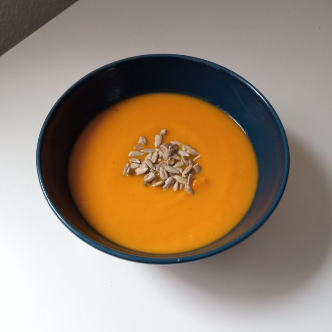 Crema de calabaza y manzana 🎃🍎😊 Crema de calabaza y manzana 🎃🍎😊