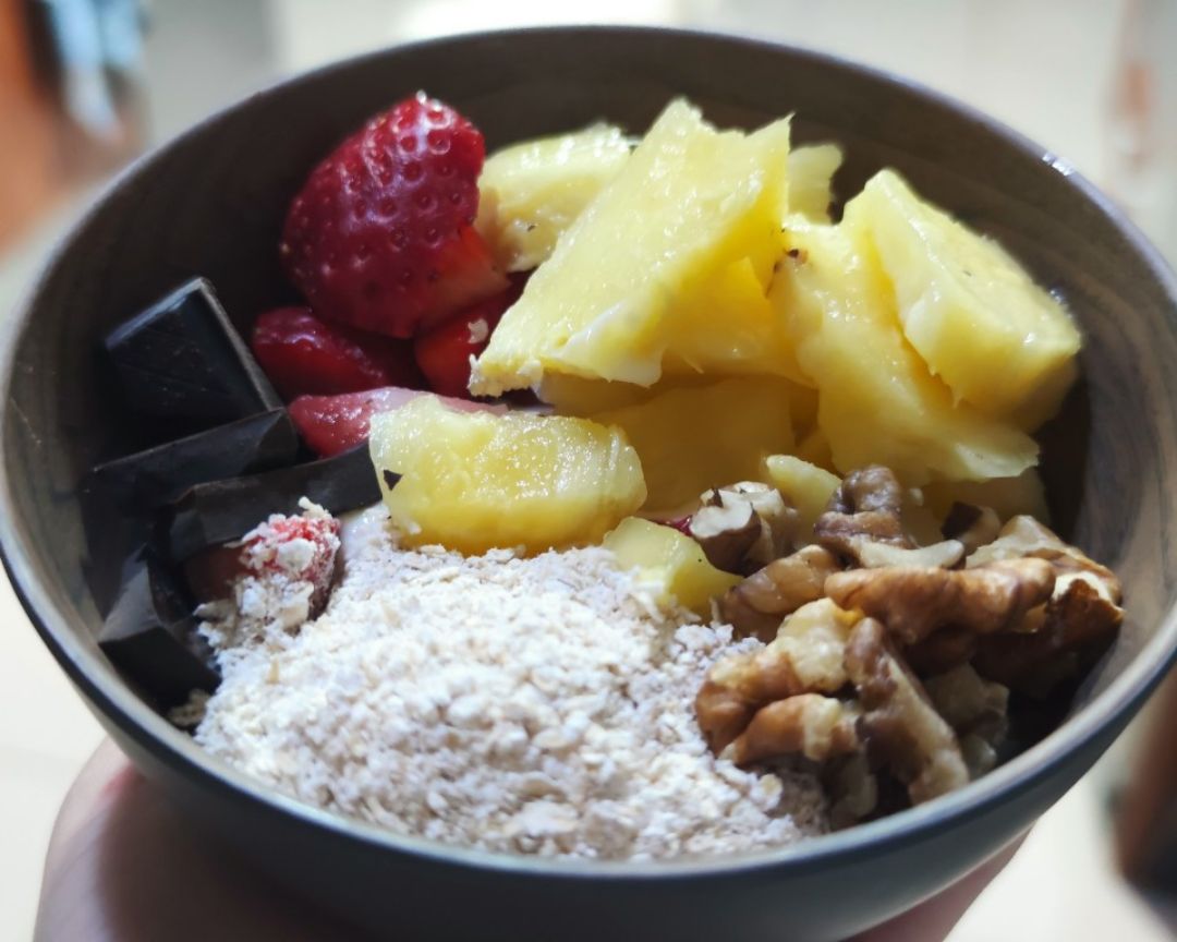 Desayuno/Merienda de yogur y fruta