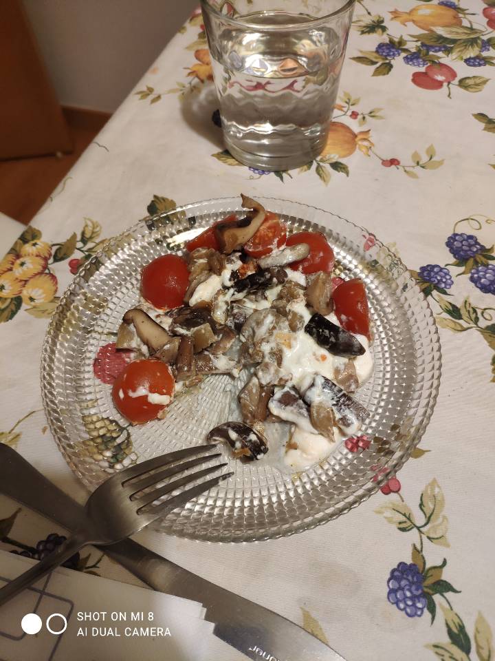 Shiitake con burrata Shiitake con burrata