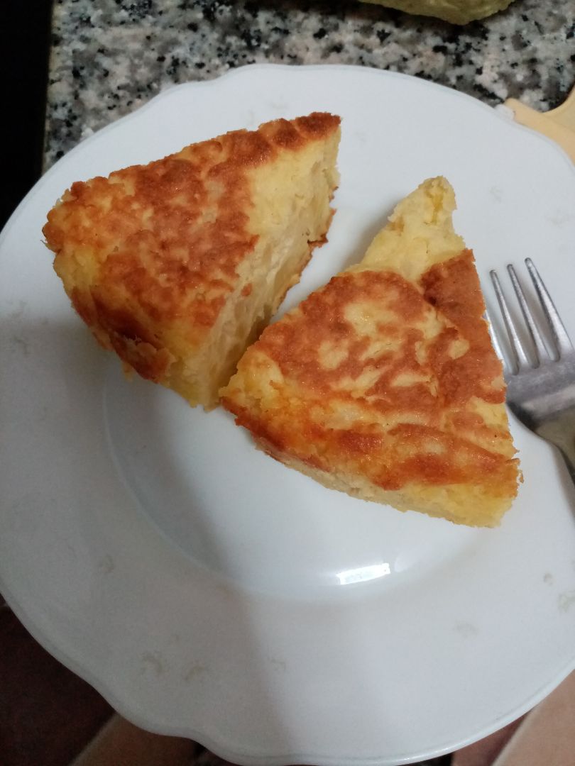Tortilla de patata con queso crema Tortilla de patata con queso crema