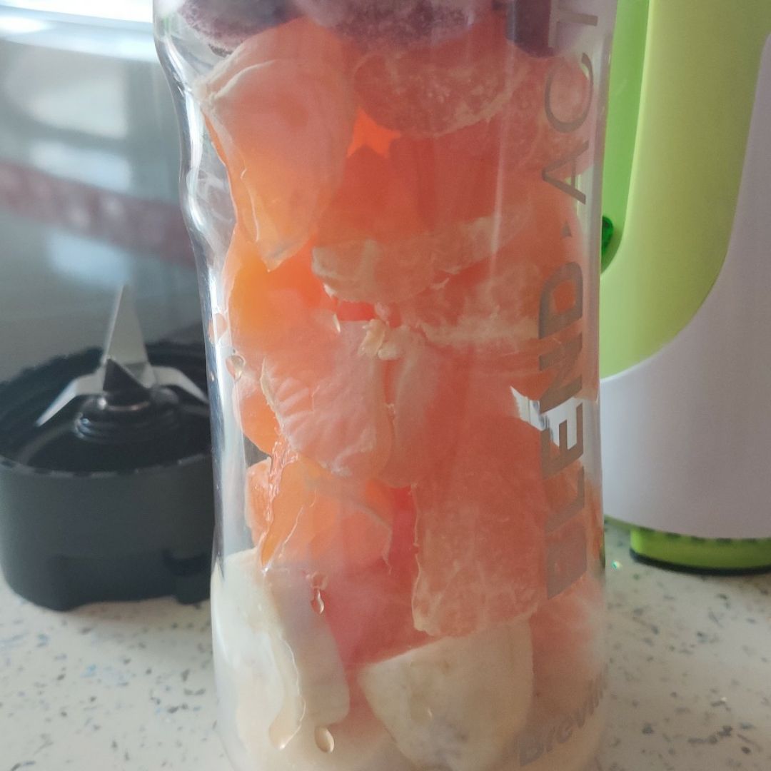 Batido de mandarinas, plátano y frutos rojos Paso 1 Batido de mandarinas, plátano y frutos rojos Paso 1