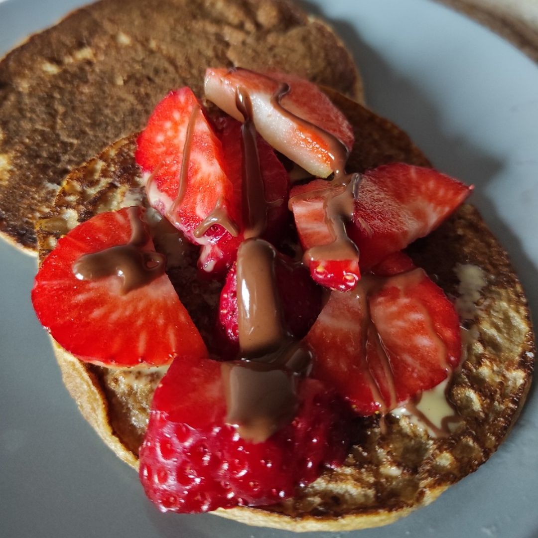 Tortitas de plátano con fresa🍌🍓