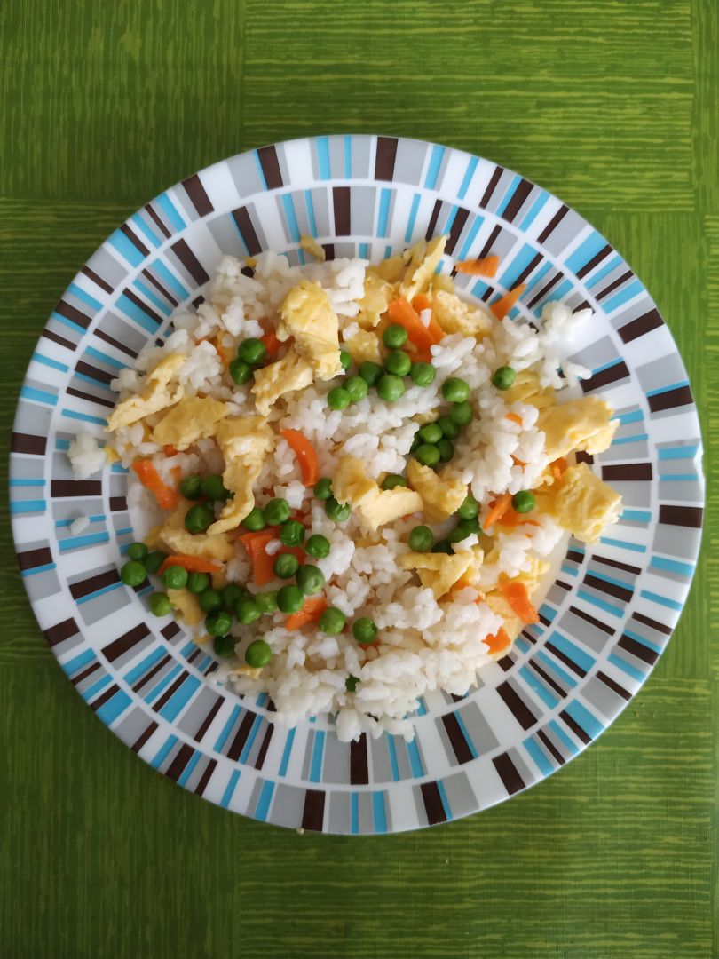 Ensaladilla de arroz Ensaladilla de arroz