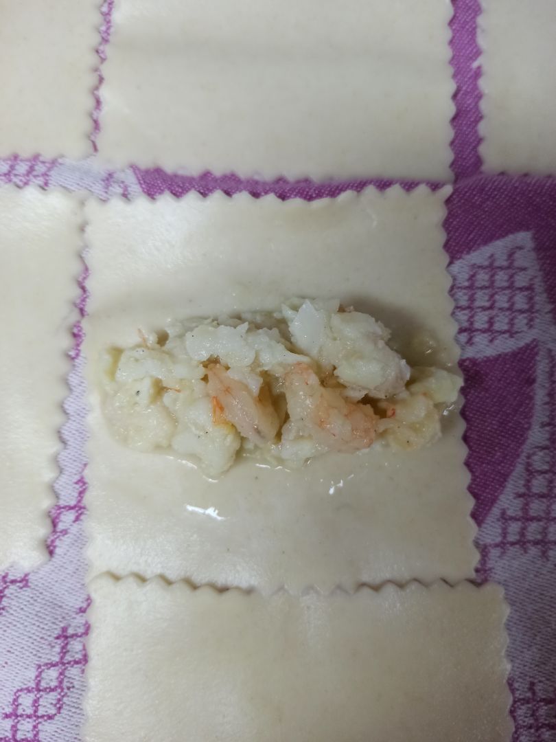 Canelones de merluza y gambas. Paso 7 Canelones de merluza y gambas. Paso 7