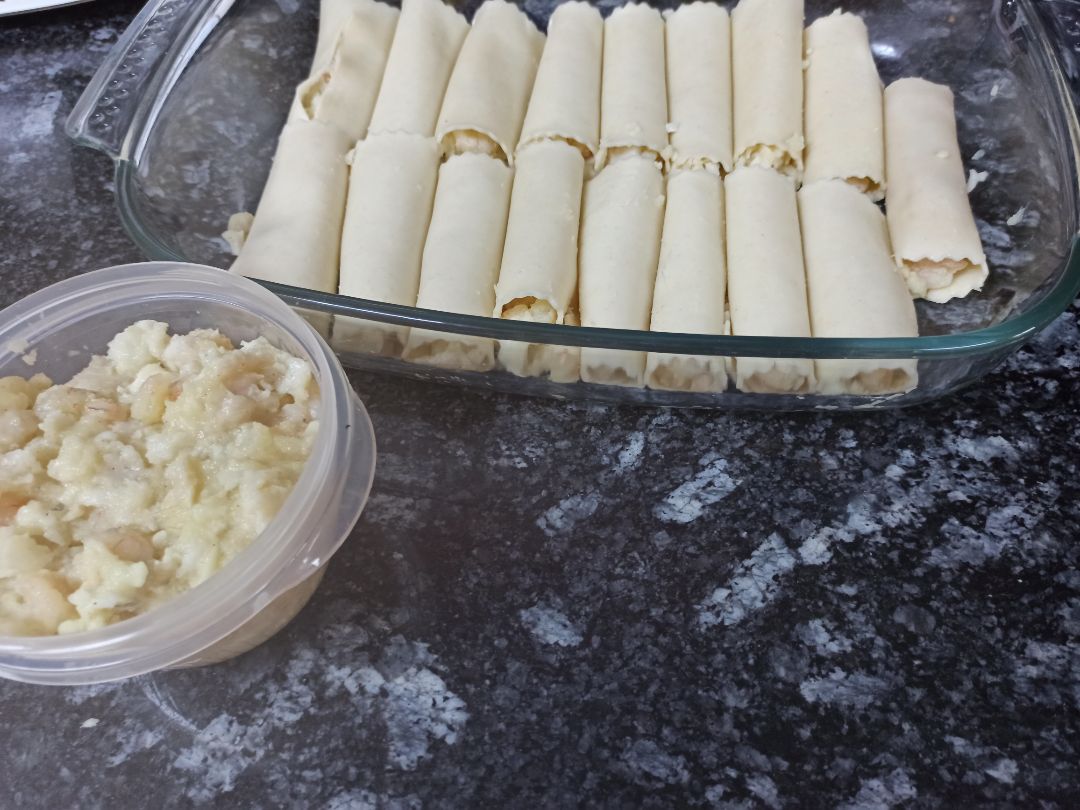 Canelones de merluza y gambas. Paso 8 Canelones de merluza y gambas. Paso 8