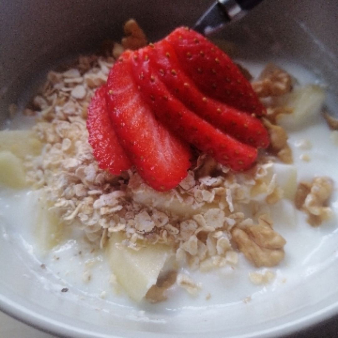 Yogur con fruta y mucho de lo bueno Yogur con fruta y mucho de lo bueno