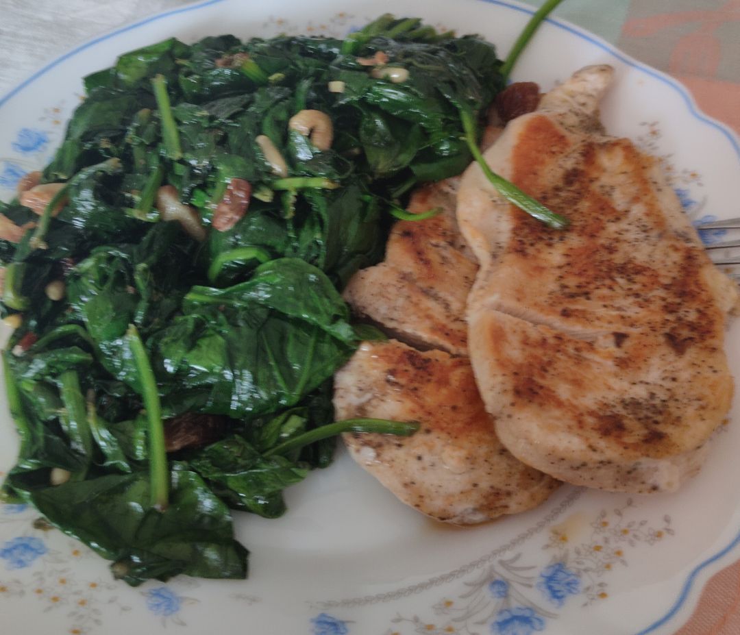 Pechugas con espinacas Pechugas con espinacas
