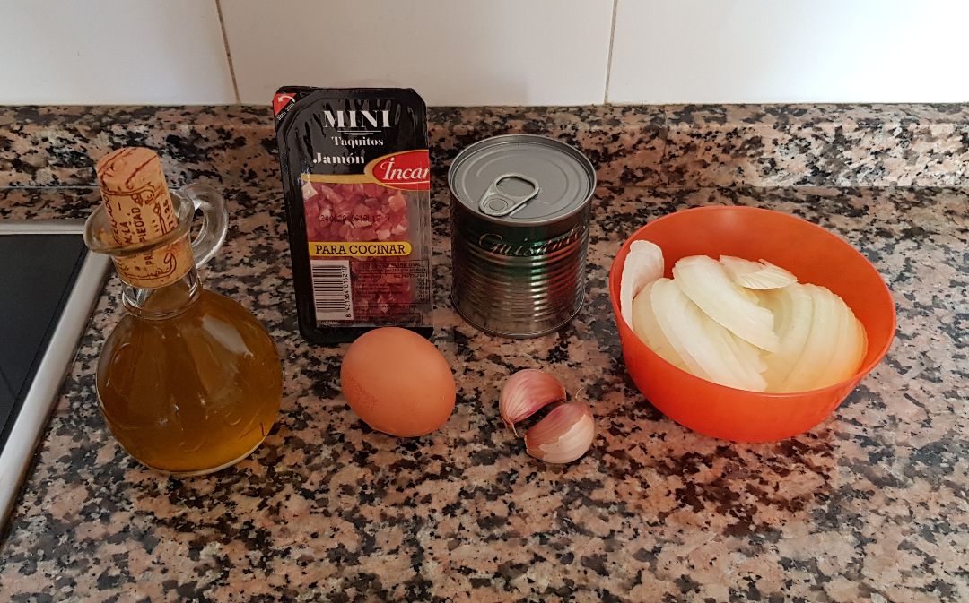 Guisantes con jamón Paso 0 Guisantes con jamón Paso 0