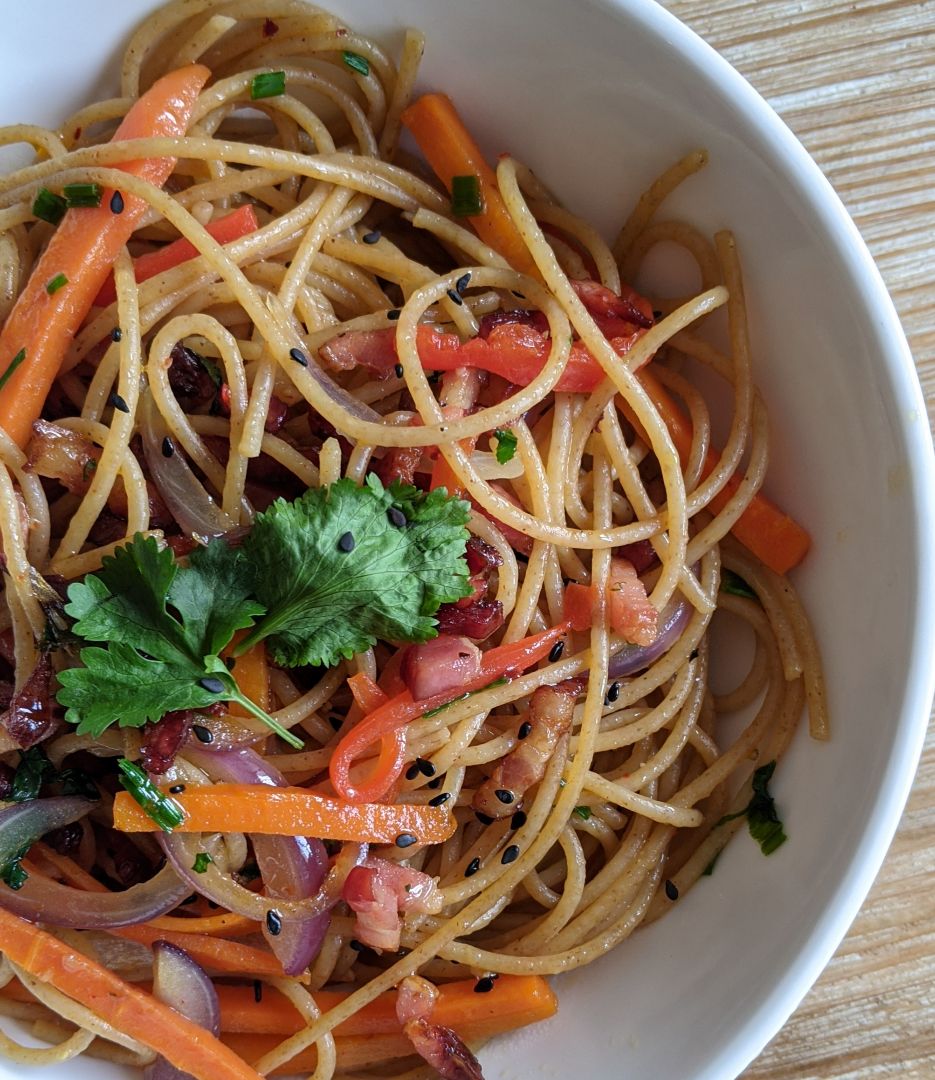 Spaghetti Integral con verduras y panceta Spaghetti Integral con verduras y panceta
