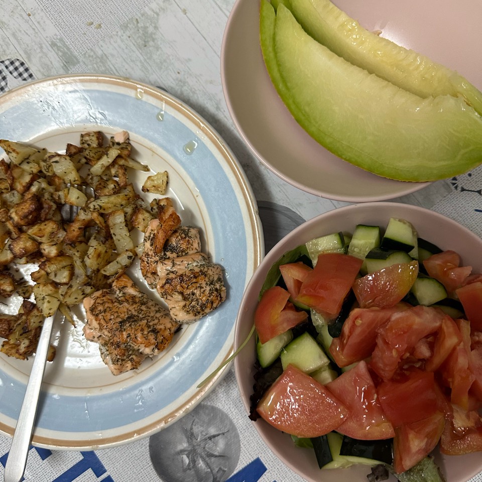 Patatas al horno con salm贸n Patatas al horno con salm贸n