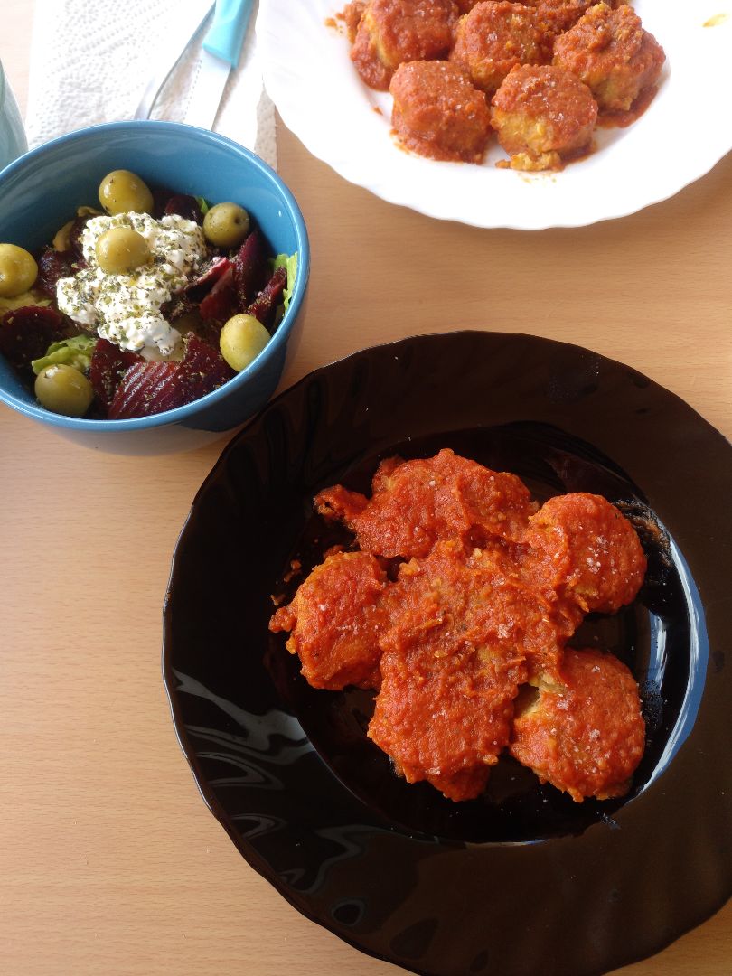 Albóndigas de quinoa y garbanzos Albóndigas de quinoa y garbanzos