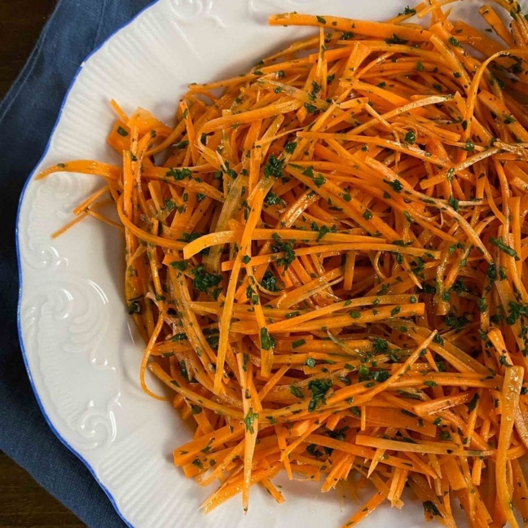 Ensalada francesa de zanahorias "Carrotes râpées" 