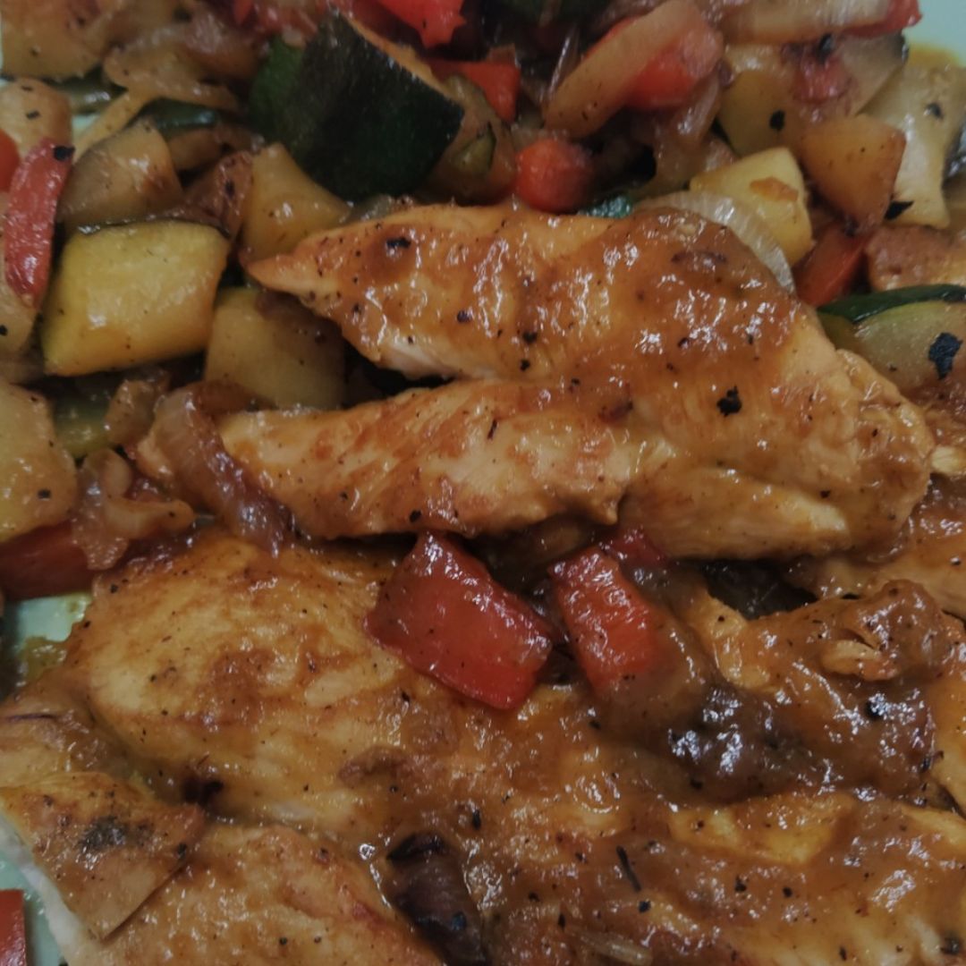 Pollo salsa de naranja. Pollo salsa de naranja.