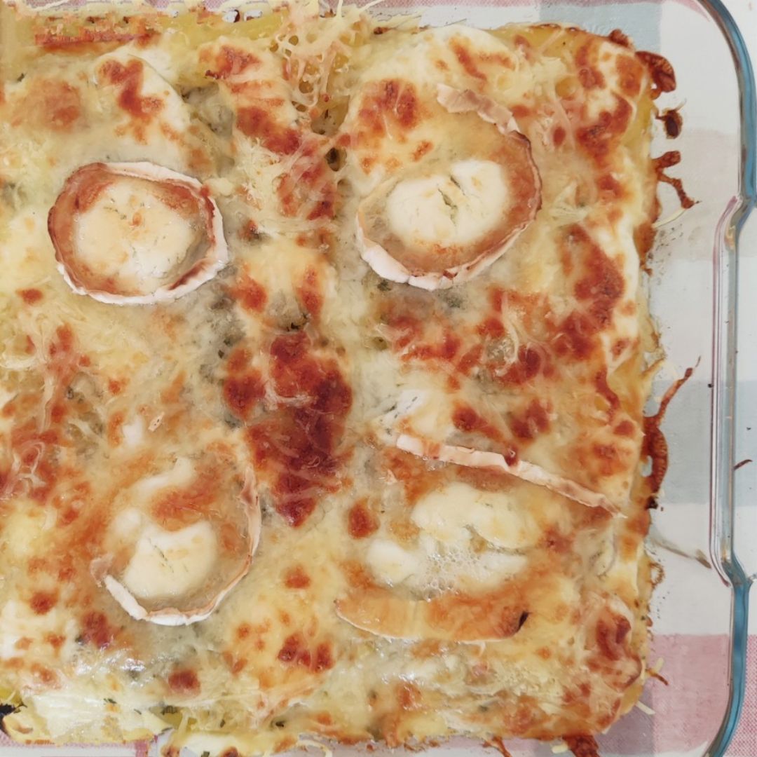 Gratén de patatas y queso 🥔 🧀 ♨️ Gratén de patatas y queso 🥔 🧀 ♨️